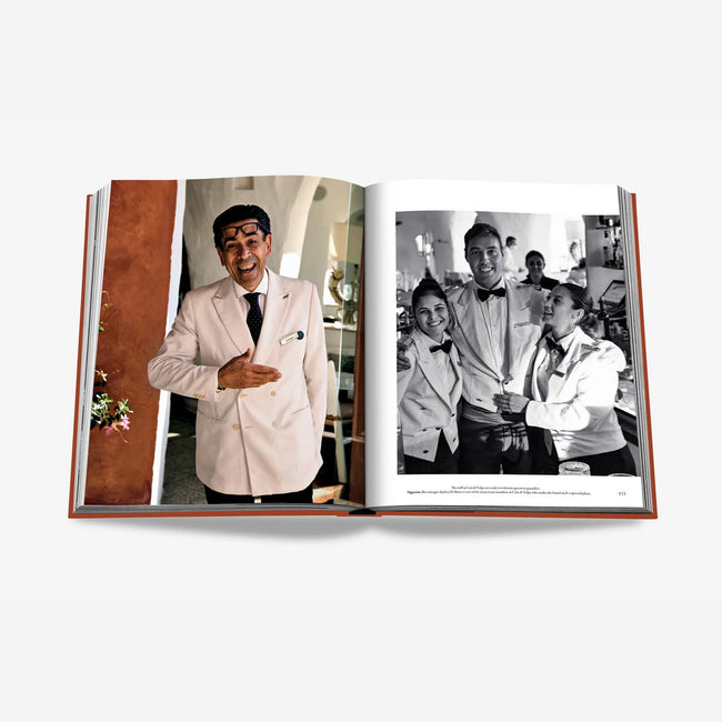 Book – Cala Di Volpe