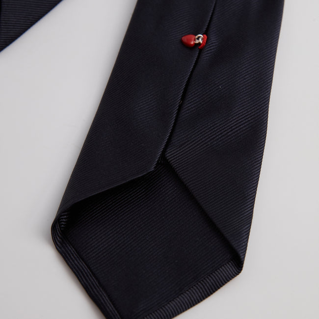 Tie – Silk Seven-Fold With Inner Pocket + Red Heart Pendant