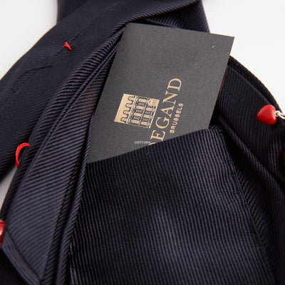 Tie – Silk Seven-Fold With Inner Pocket + Red Heart Pendant