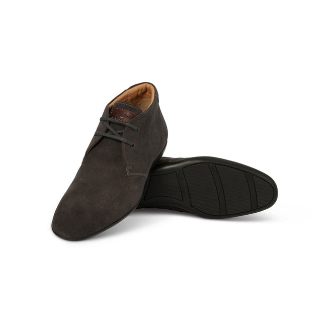 Boots in Dark Grey Suede