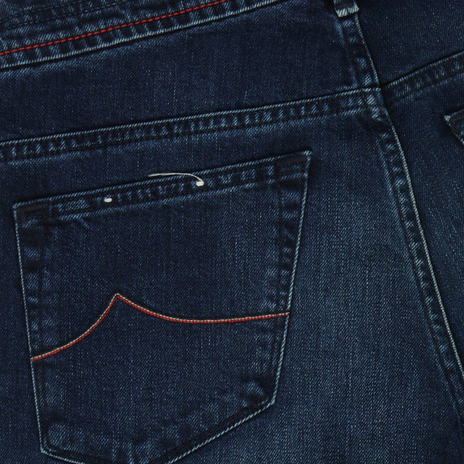 J613 Medium Comfort Denim Jeans
